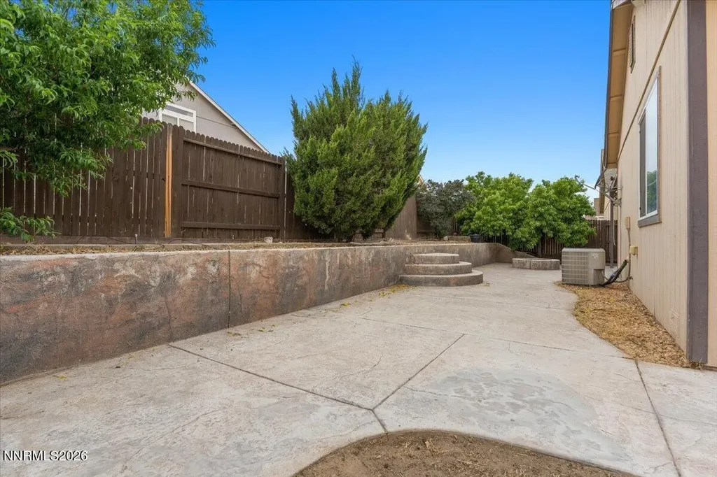 1351 Shadow Fernley NV 89408