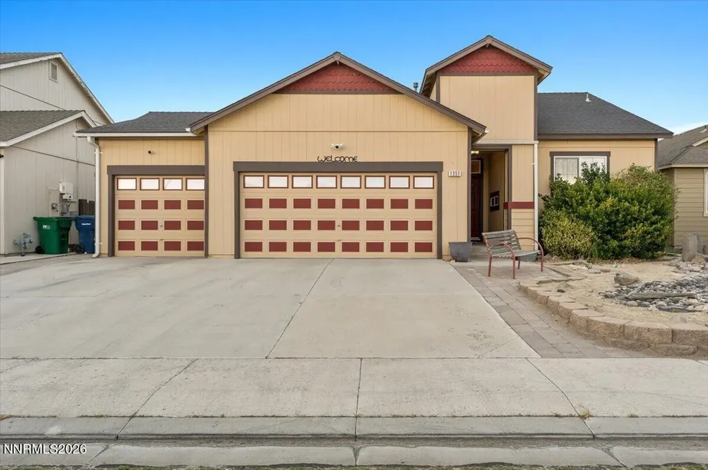 1351 Shadow Fernley NV 89408