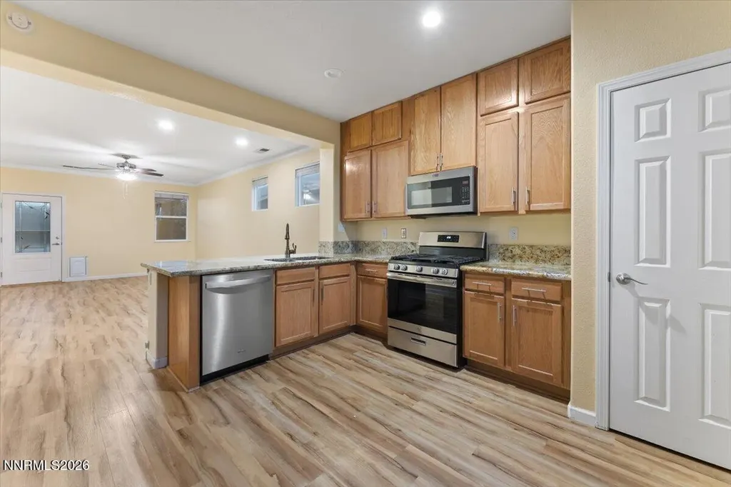 1351 Shadow Fernley NV 89408