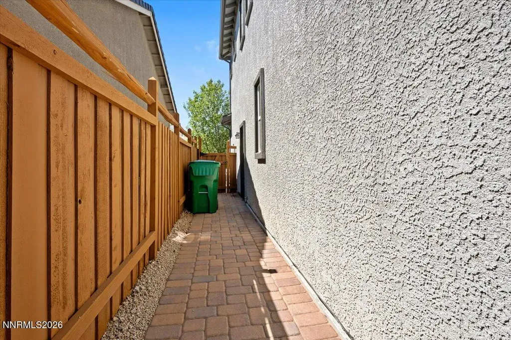 3038 Honey Arbor Sparks NV 89436