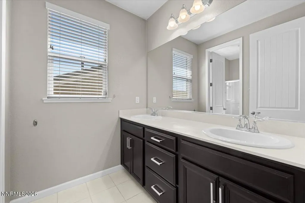 3038 Honey Arbor Sparks NV 89436