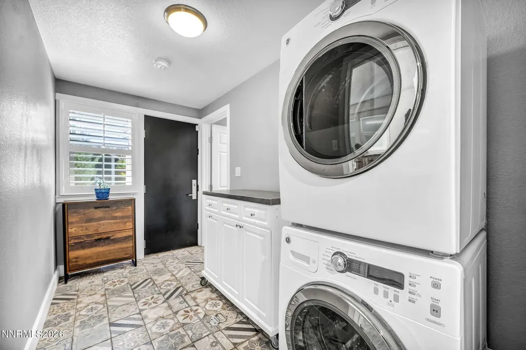 519 Sinclair Reno NV 89501