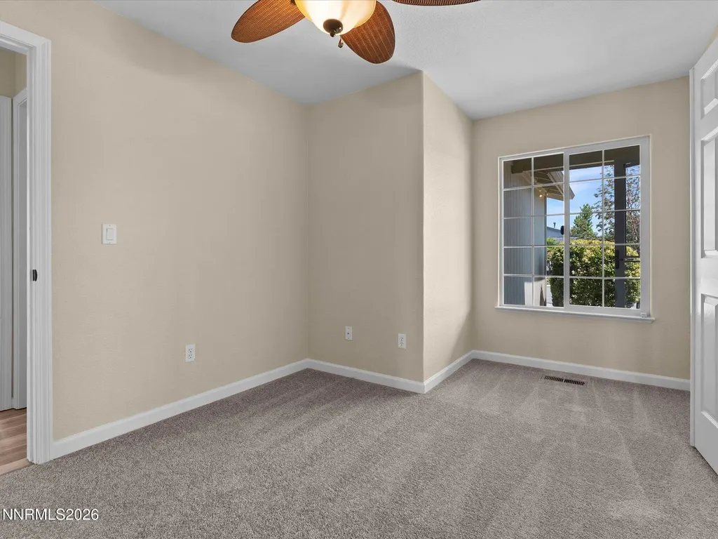 18327 Vineyard Reno NV 89508
