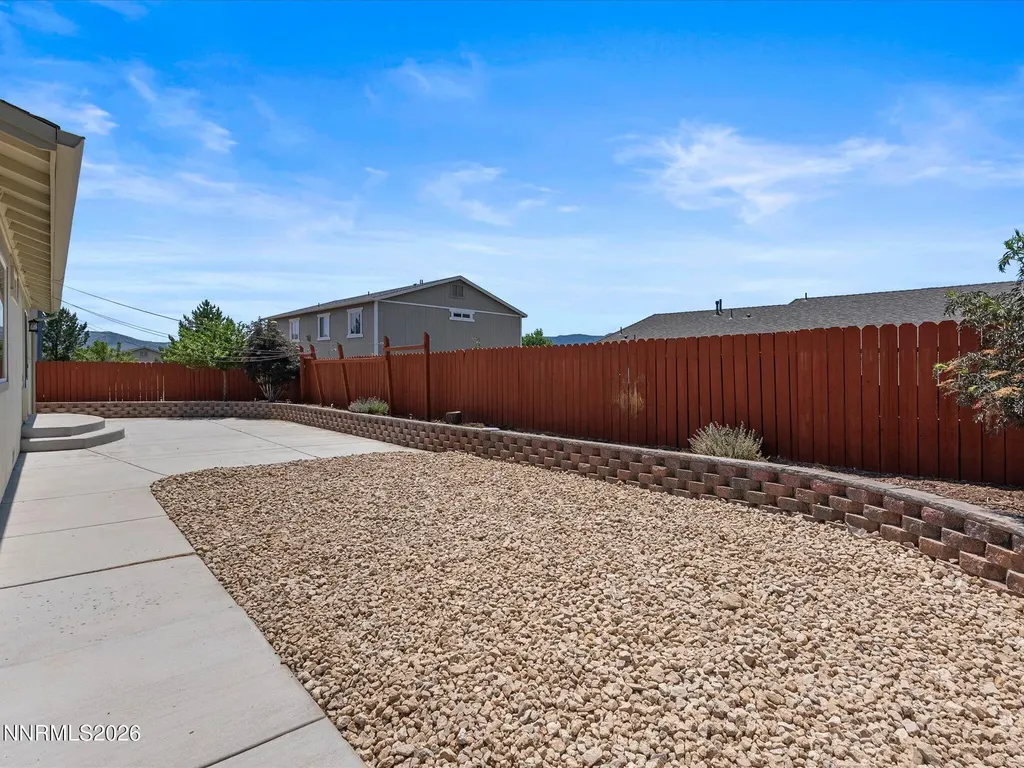 18327 Vineyard Reno NV 89508