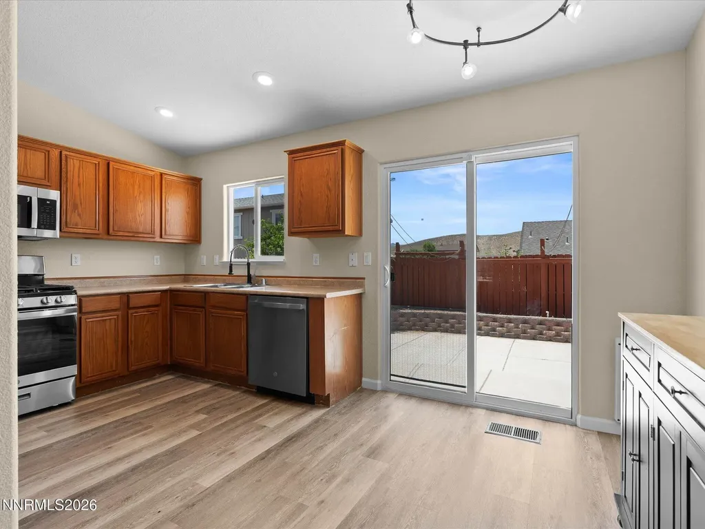 18327 Vineyard Reno NV 89508