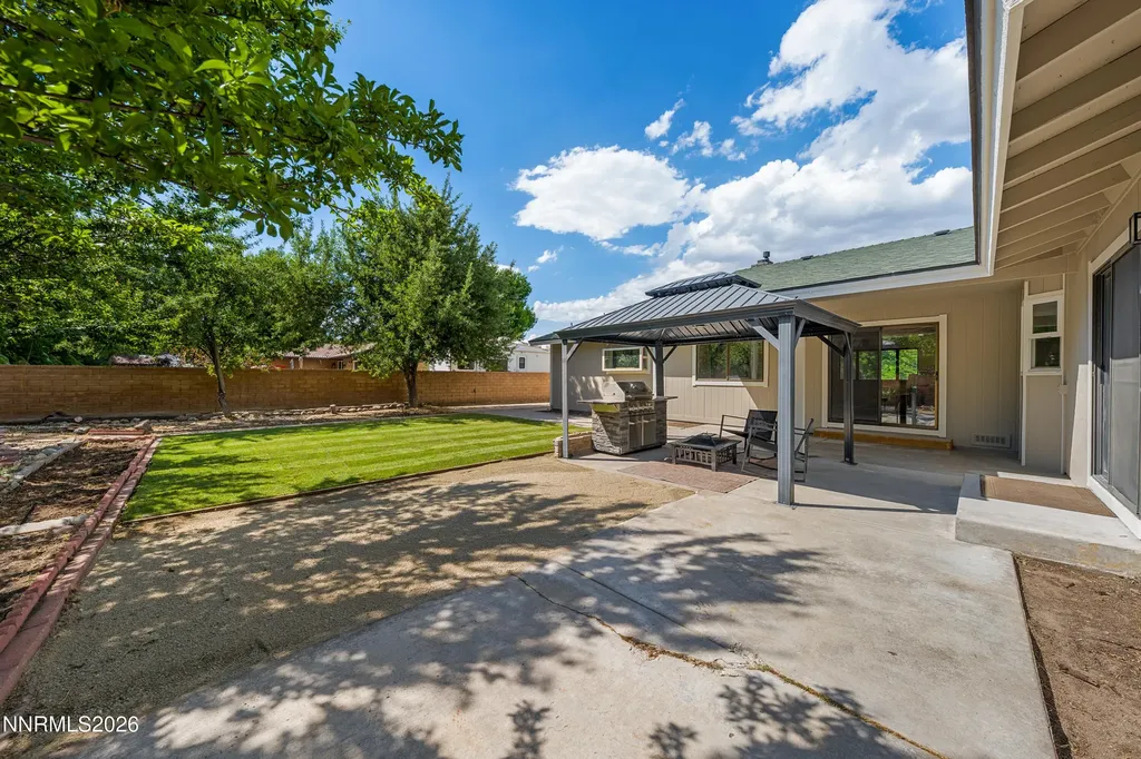 1670 Belarra Minden NV 89423