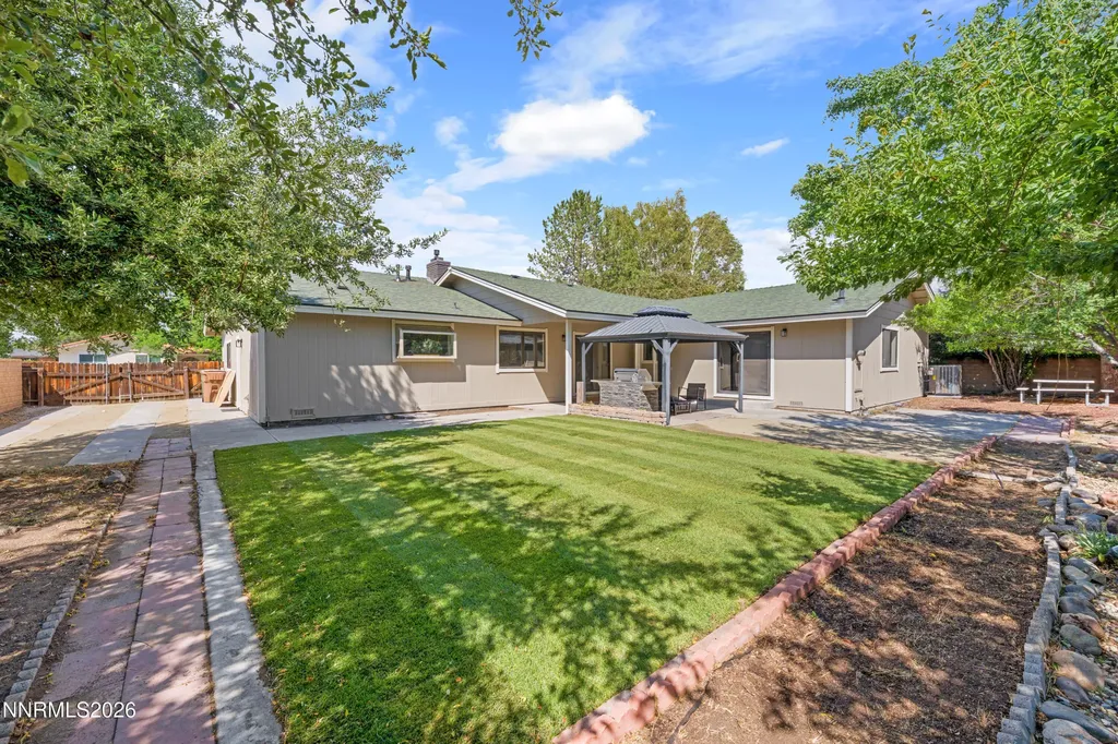 1670 Belarra Minden NV 89423