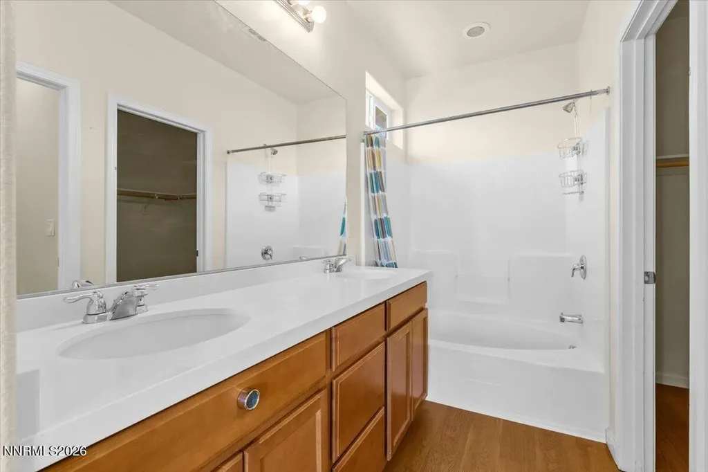 172 Walnut Fernley NV 89408