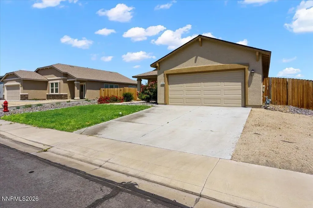 172 Walnut Fernley NV 89408
