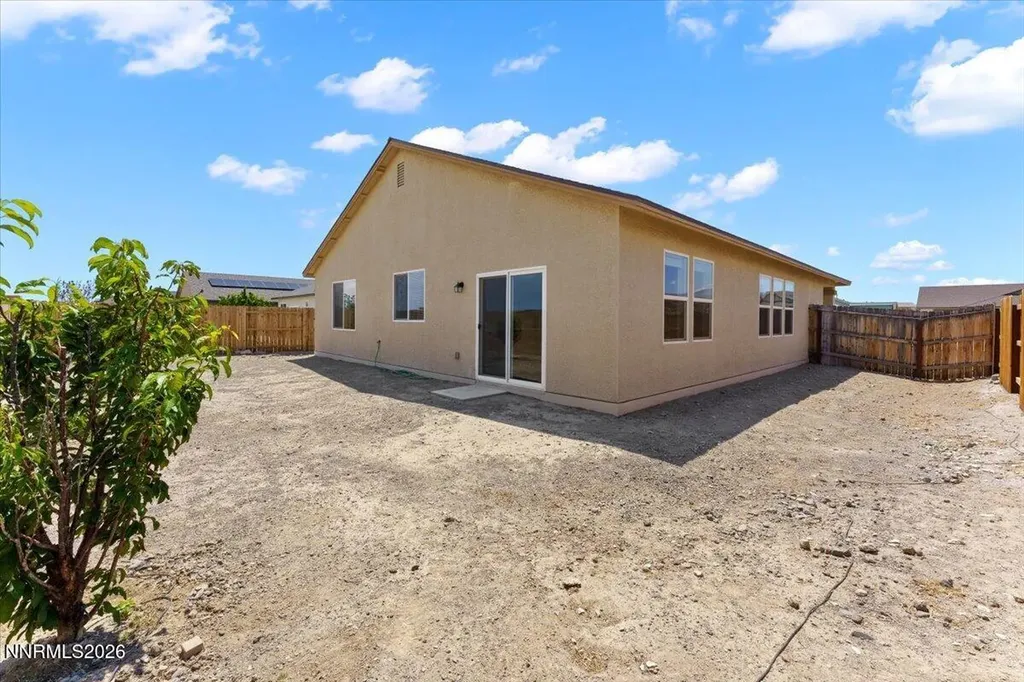 172 Walnut Fernley NV 89408