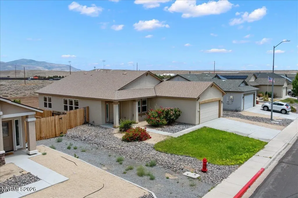 172 Walnut Fernley NV 89408