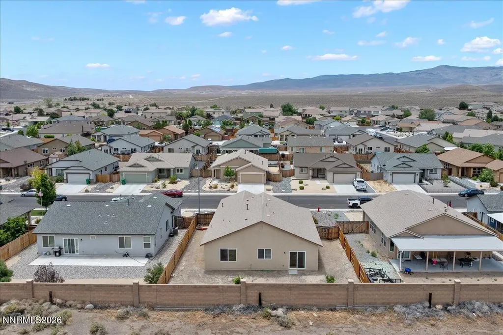 172 Walnut Fernley NV 89408