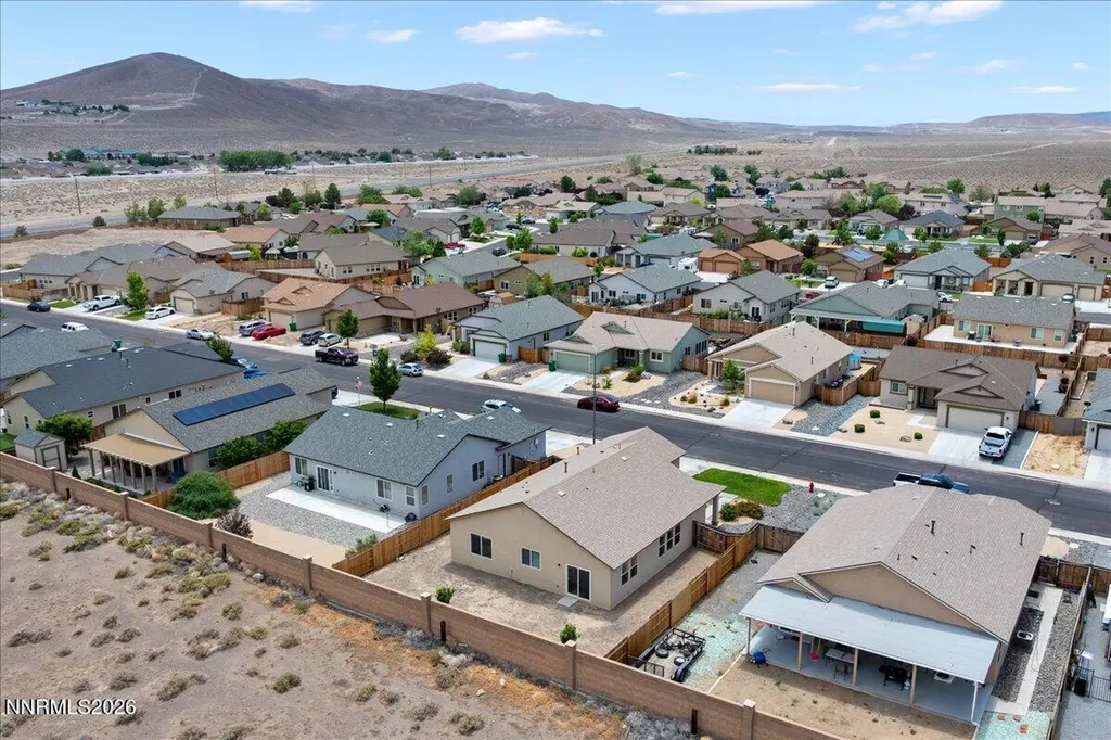 172 Walnut Fernley NV 89408