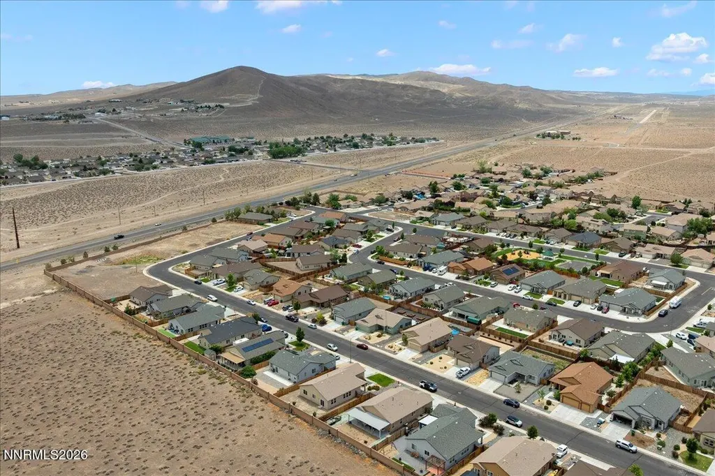 172 Walnut Fernley NV 89408