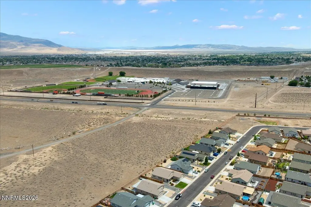 172 Walnut Fernley NV 89408