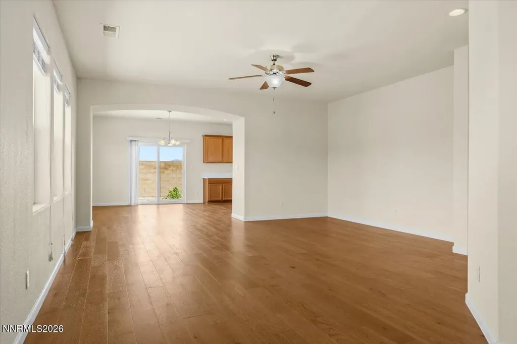 172 Walnut Fernley NV 89408