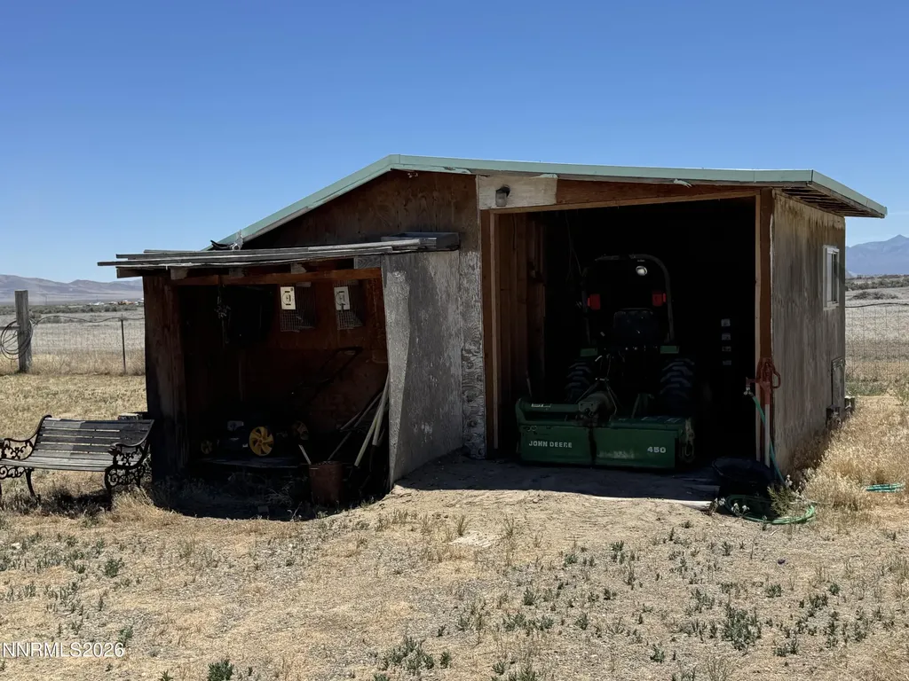 5320 Paradise Ranchos Winnemucca NV 89445