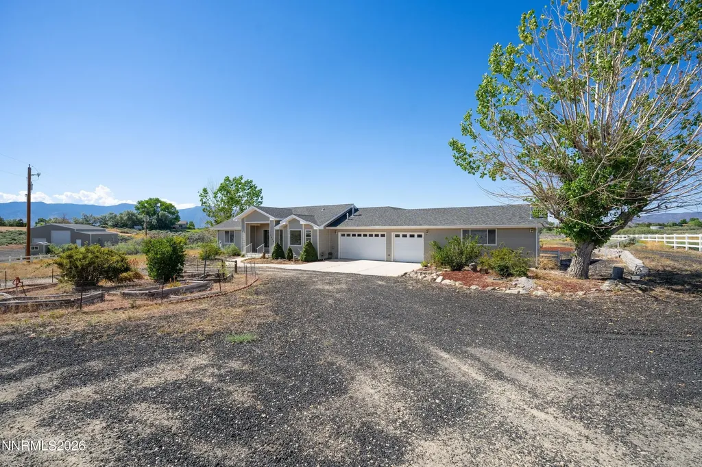 1618 Heron Cove Gardnerville NV 89410