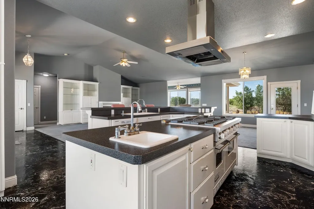 1618 Heron Cove Gardnerville NV 89410