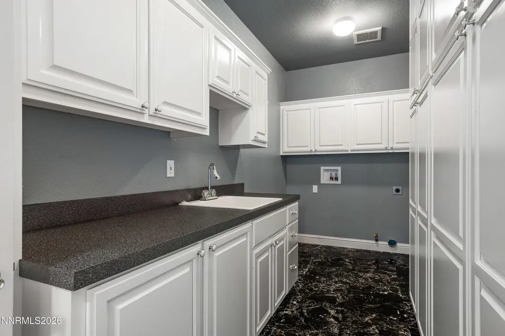 1618 Heron Cove Gardnerville NV 89410