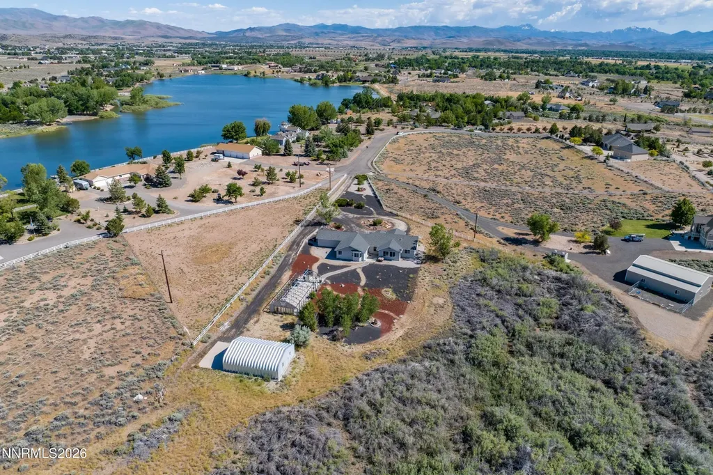 1618 Heron Cove Gardnerville NV 89410