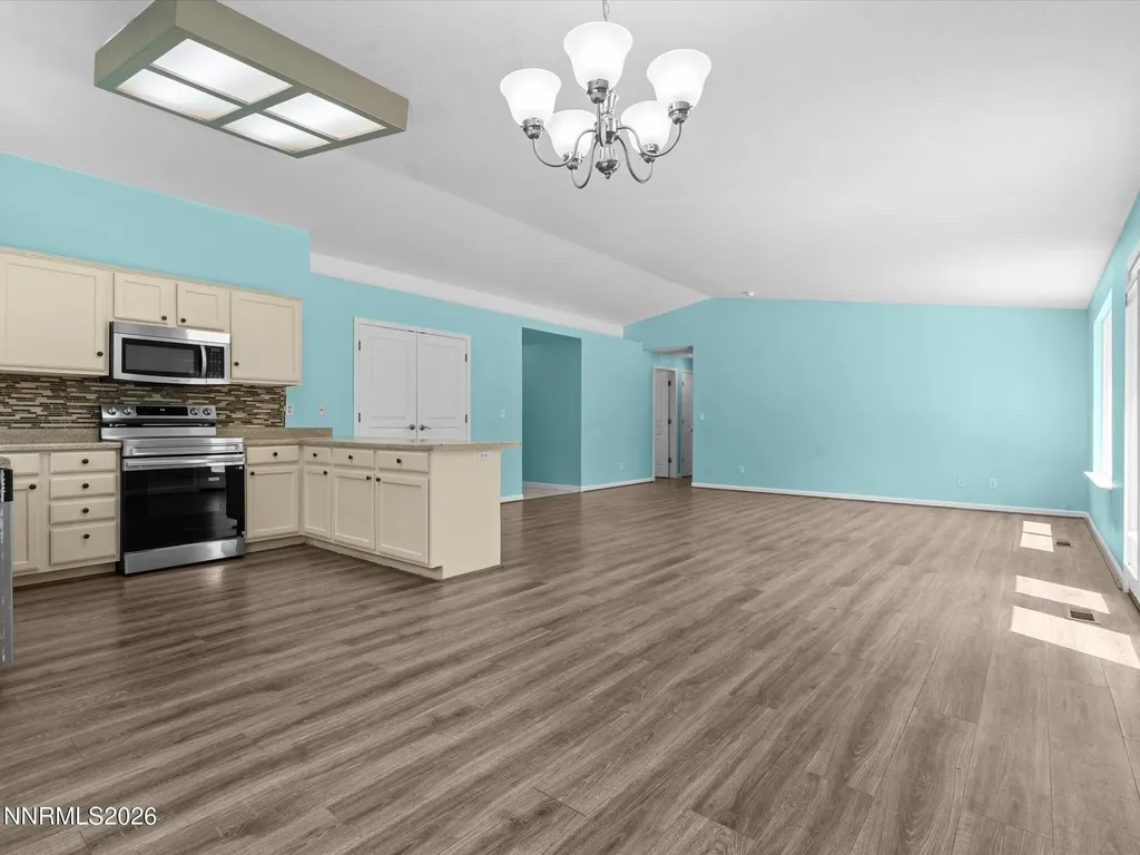 158 Rosecrest Fernley NV 89408