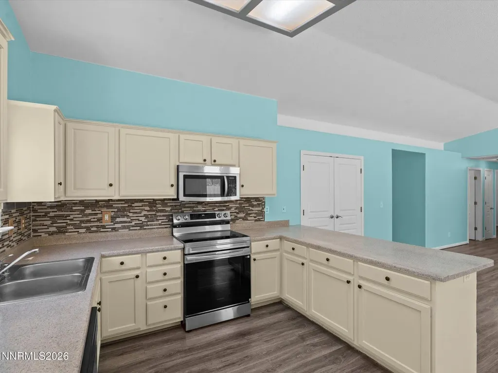 158 Rosecrest Fernley NV 89408