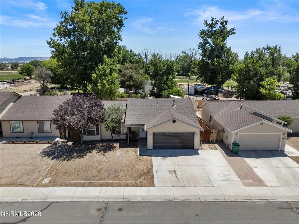 158 Rosecrest Fernley NV 89408
