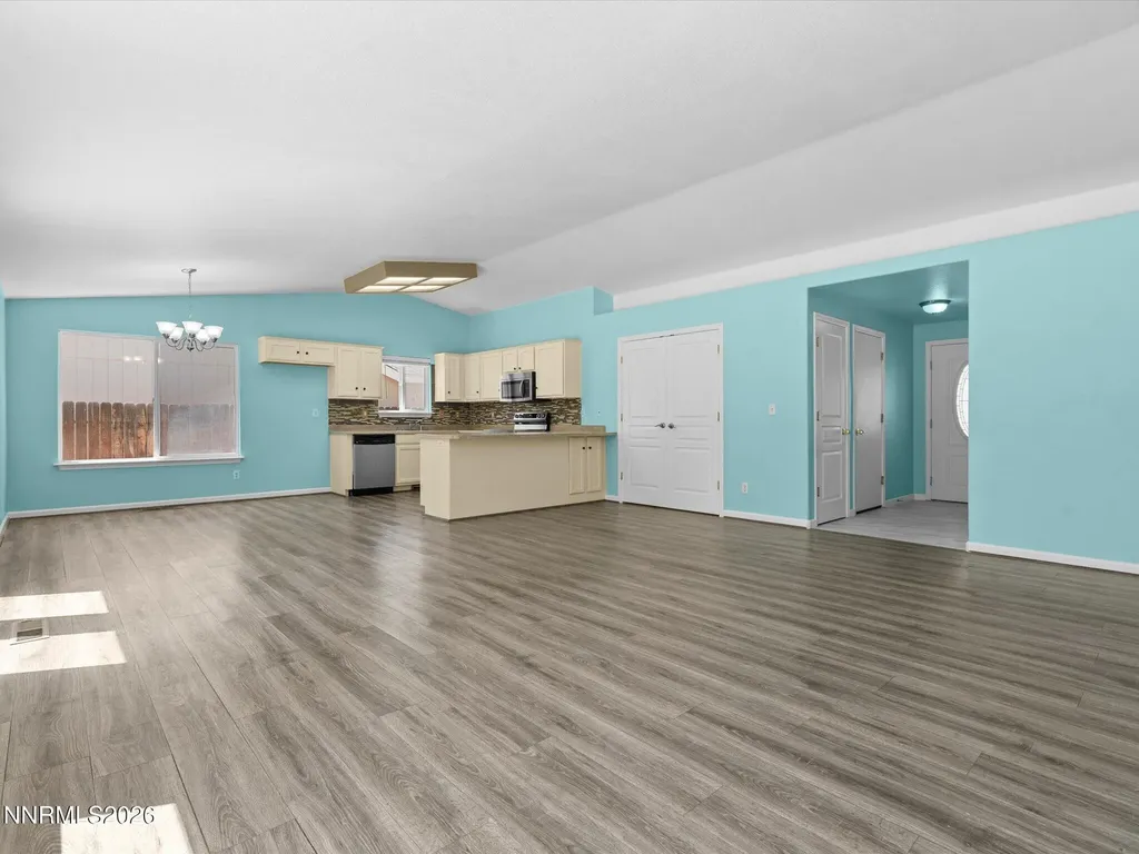 158 Rosecrest Fernley NV 89408