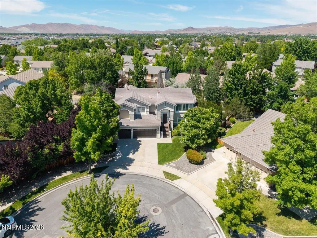 7452 Adelaide Sparks NV 89436