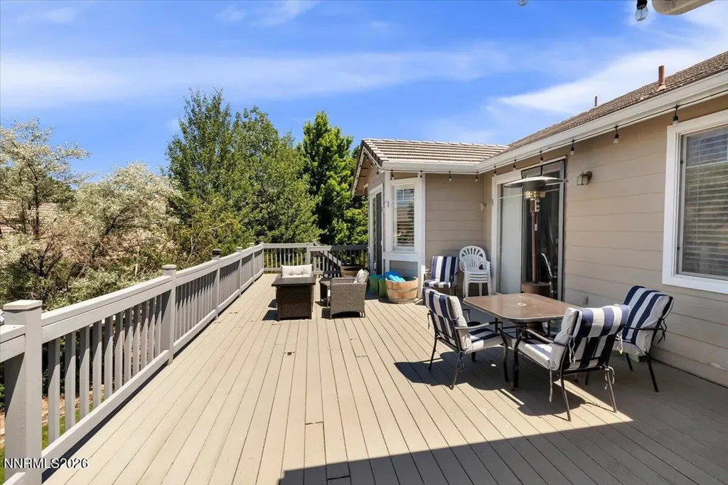 7452 Adelaide Sparks NV 89436