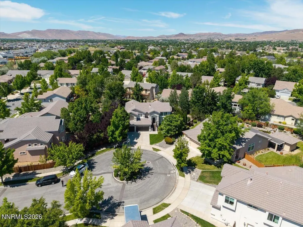 7452 Adelaide Sparks NV 89436