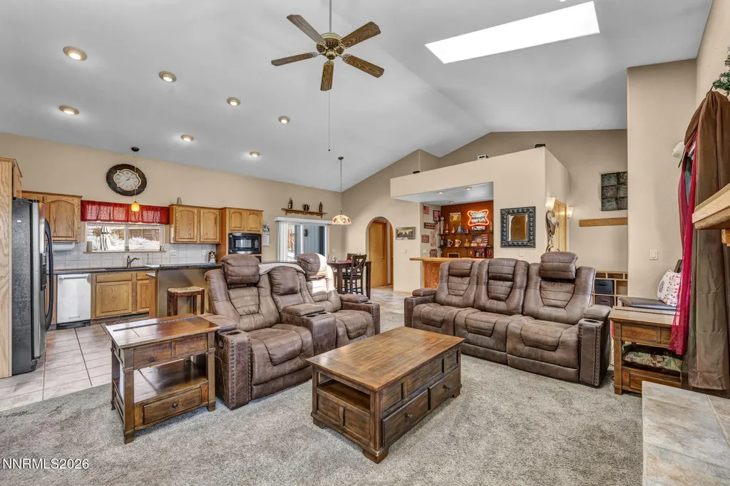 1374 Porter Minden NV 89423