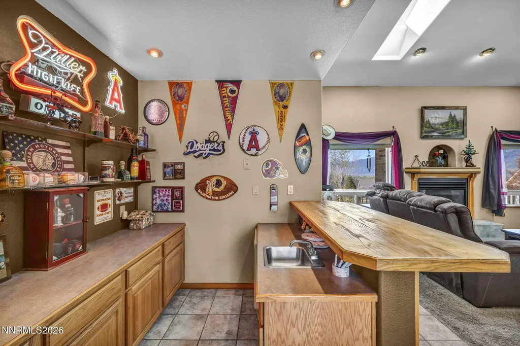 1374 Porter Minden NV 89423