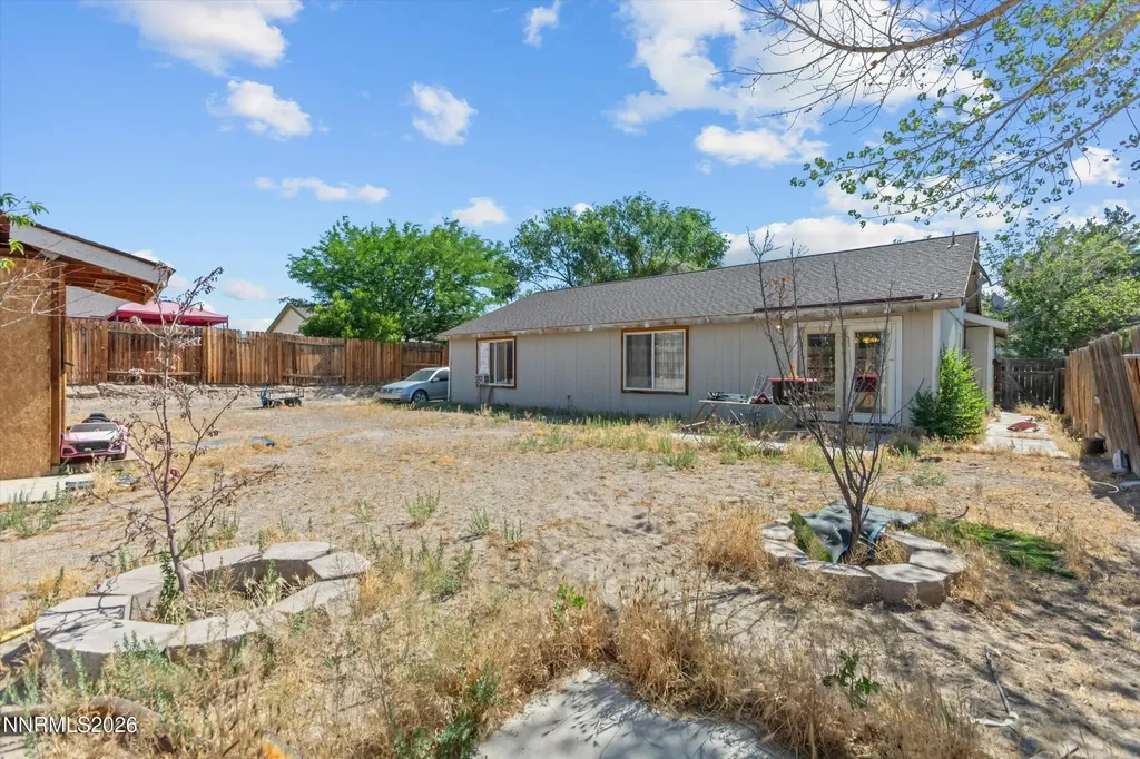 161 Rosecrest Fernley NV 89408