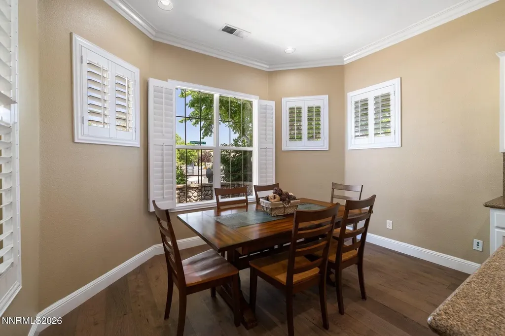 9697 Shadowstone Reno NV 89521