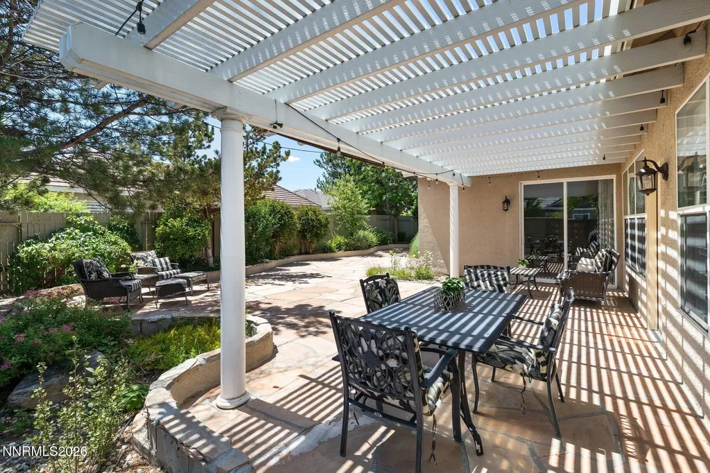 9697 Shadowstone Reno NV 89521