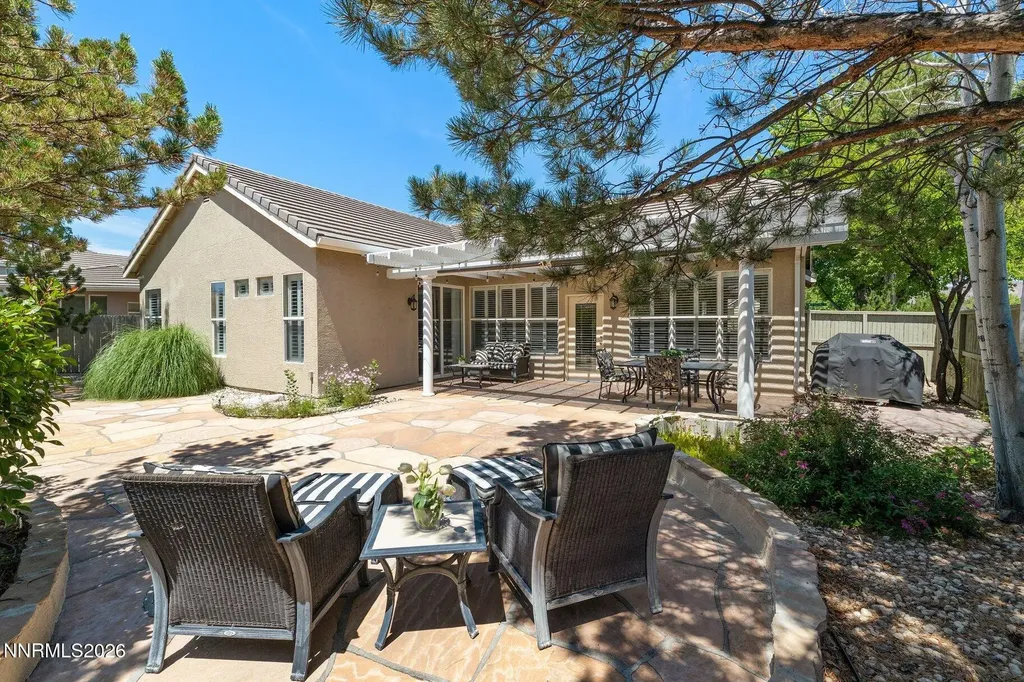 9697 Shadowstone Reno NV 89521