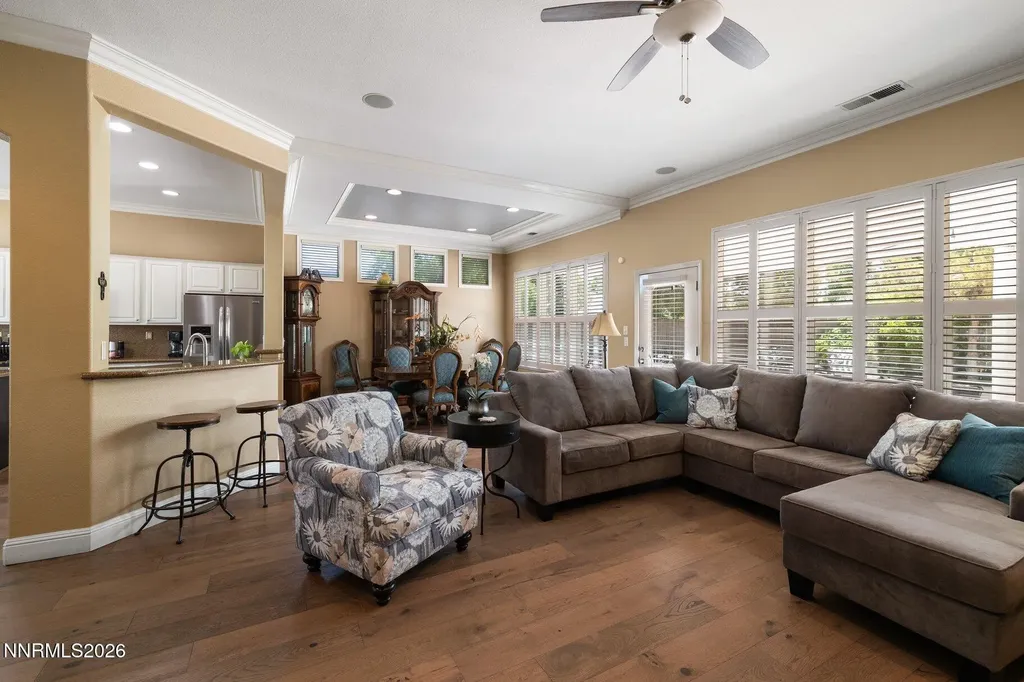 9697 Shadowstone Reno NV 89521