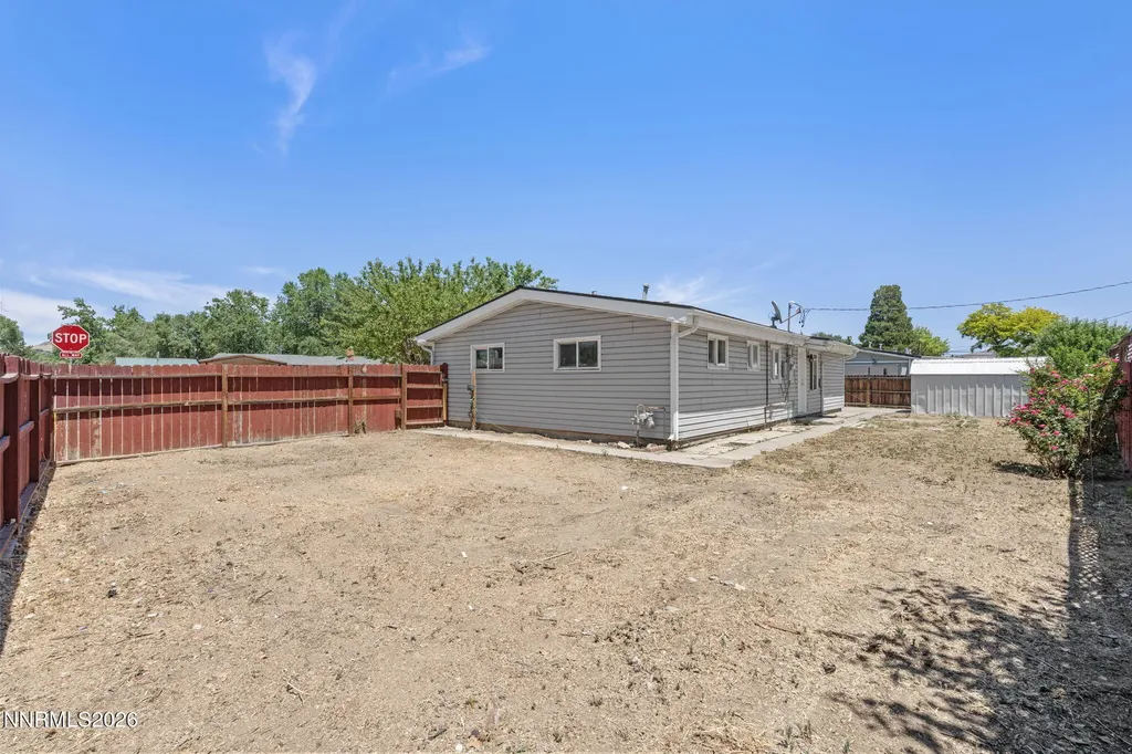 1013 Greenbrae Sparks NV 89431