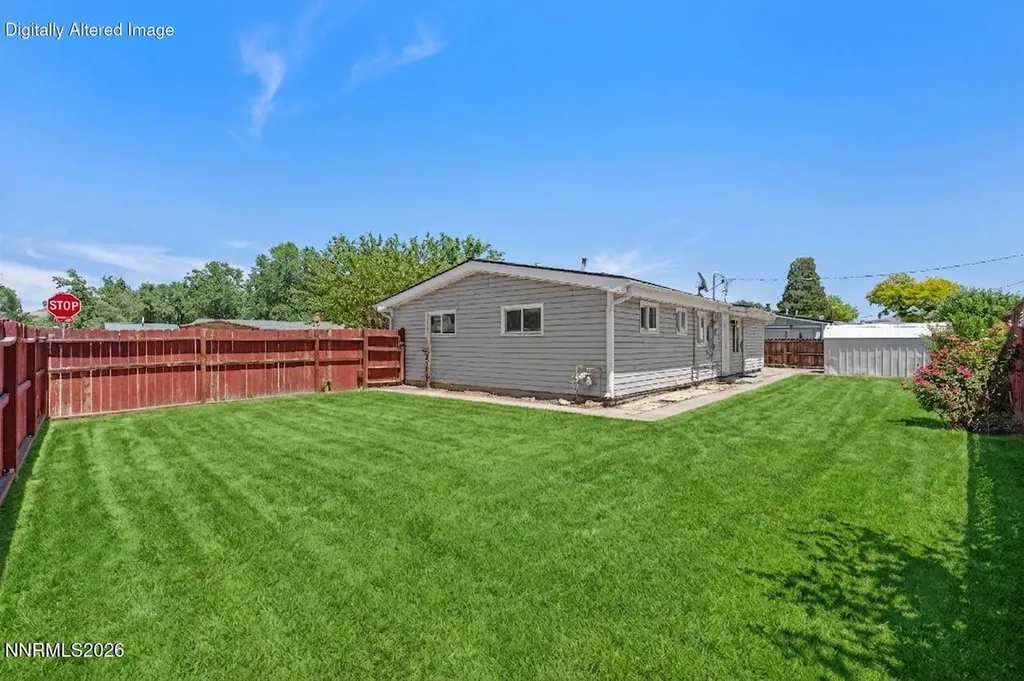 1013 Greenbrae Sparks NV 89431