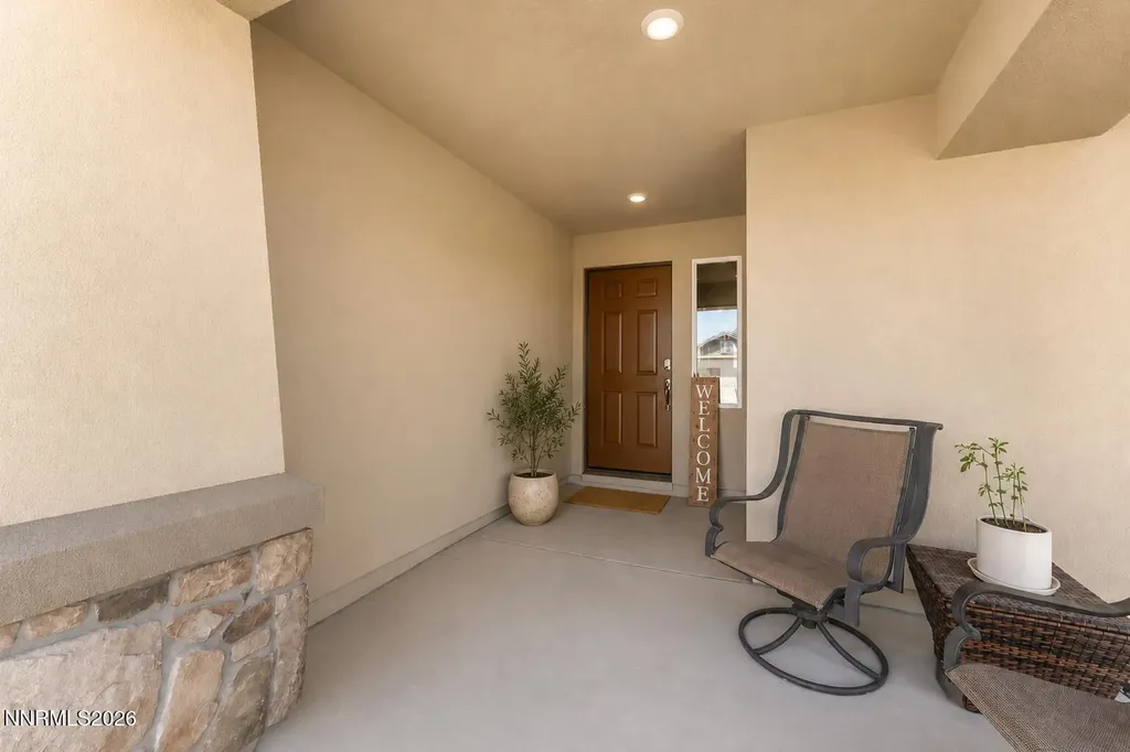 548 Fox Branch Sparks NV 89441