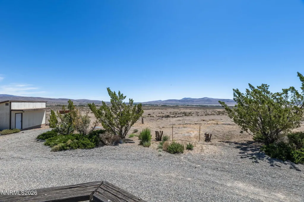11255 Stallion Springs Stagecoach NV 89429