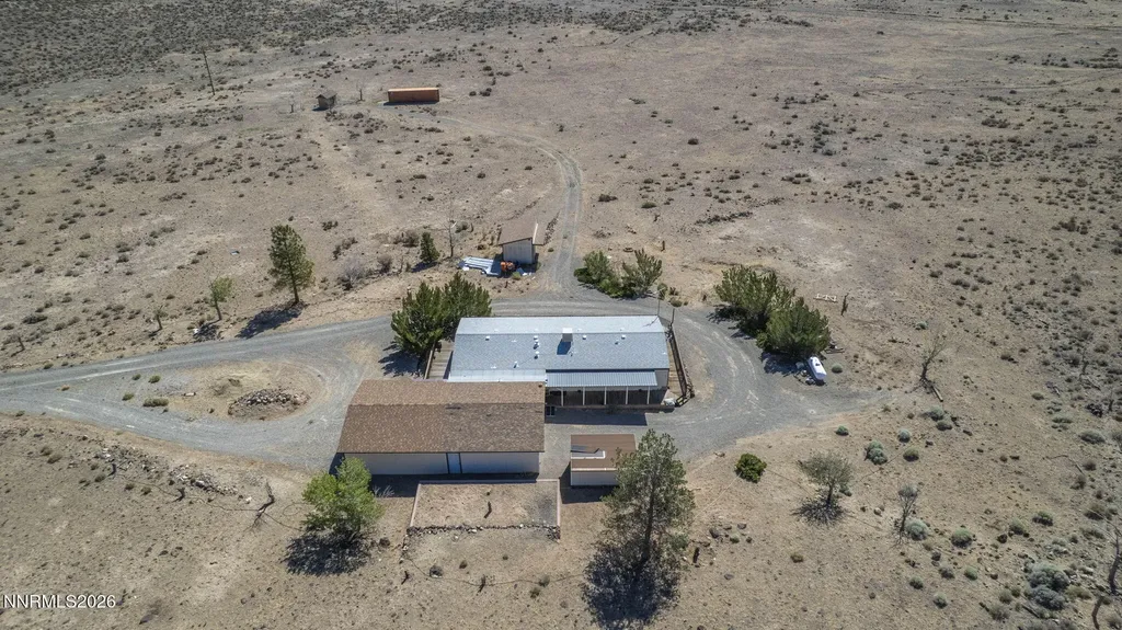 11255 Stallion Springs Stagecoach NV 89429