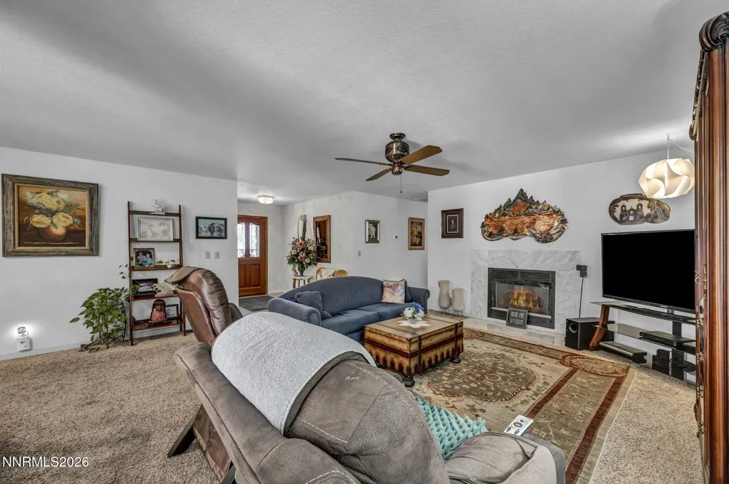 1198 Coral Carson City NV 89703