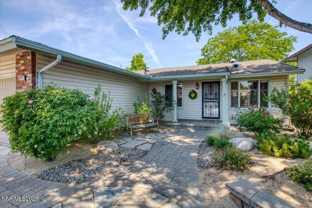 2212 Sycamore Glen Sparks NV 89434
