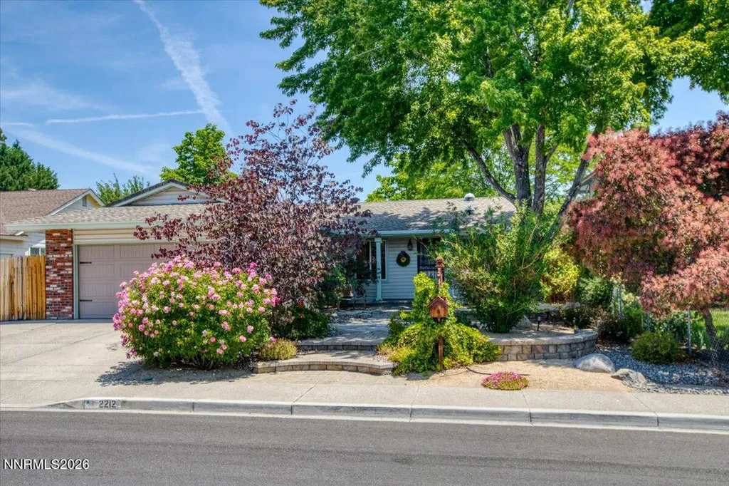 2212 Sycamore Glen Sparks NV 89434