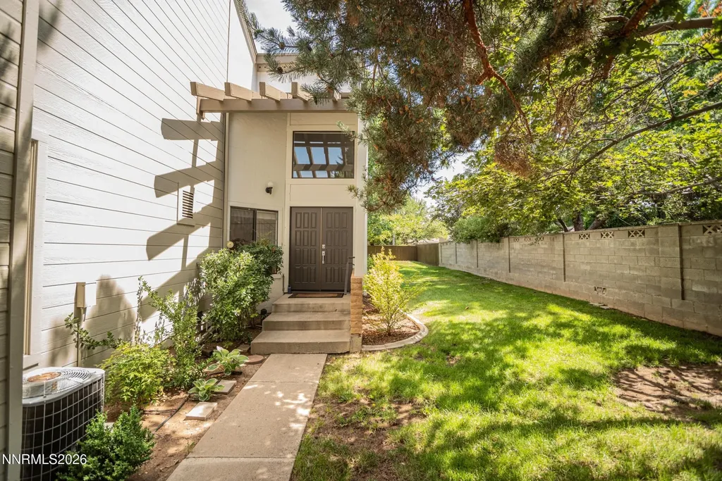 460 Shady Lane Reno NV 89509