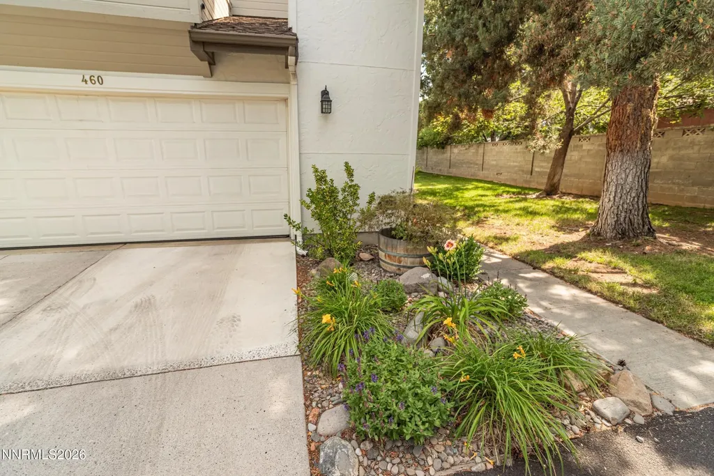 460 Shady Lane Reno NV 89509