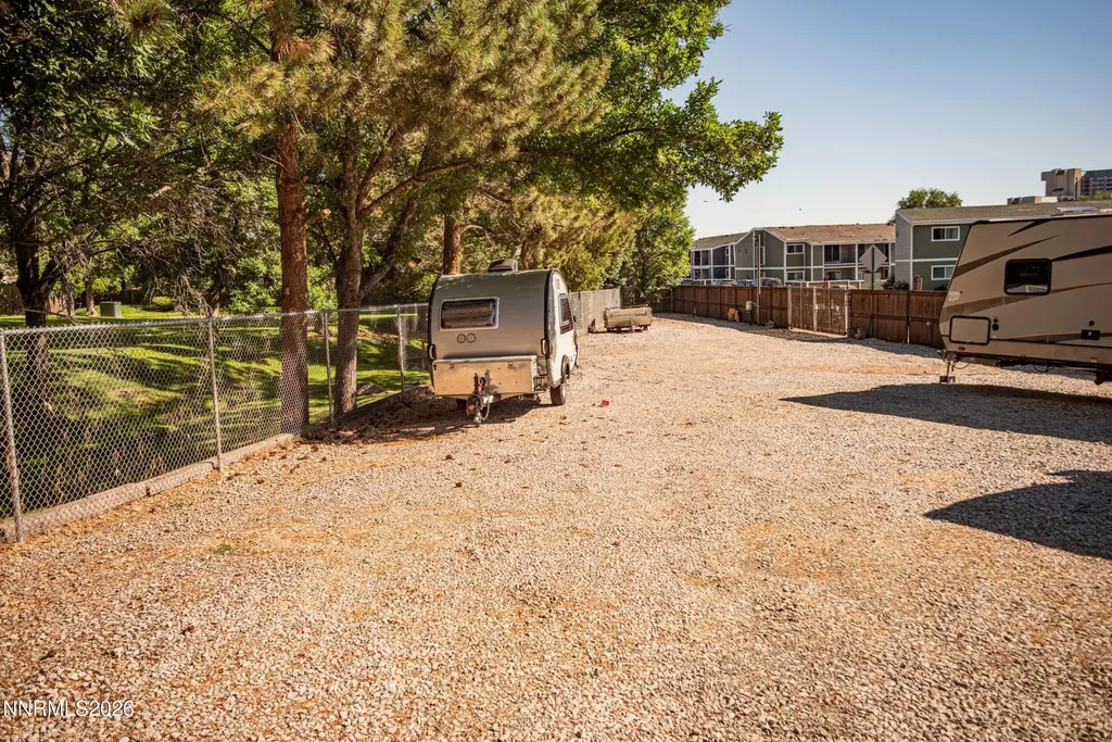 460 Shady Lane Reno NV 89509